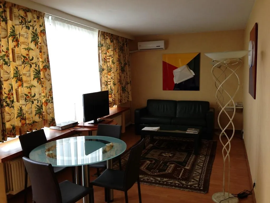 B-Aparthotels Louise Ixelles